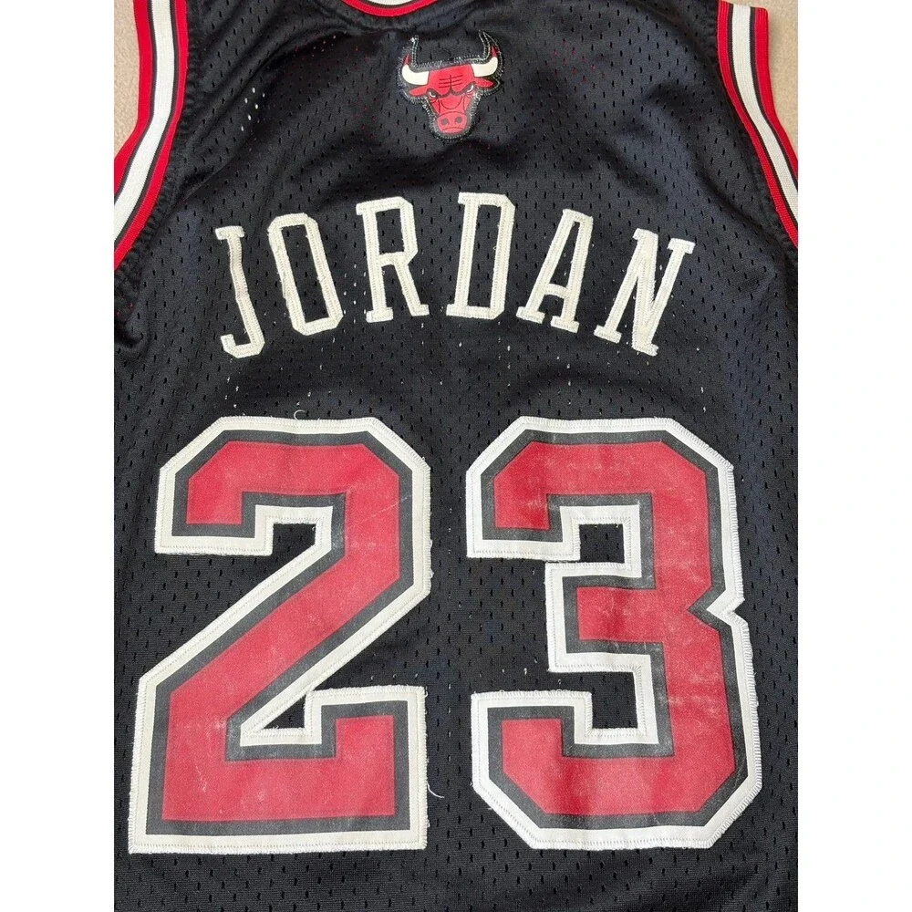 Nike NBA Chicago Bulls Michael Jordan #23 Jersey Black Size L